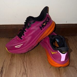 HOKA Women's Running Shoes - Pink and Orange Clifton 9 Size 9.5